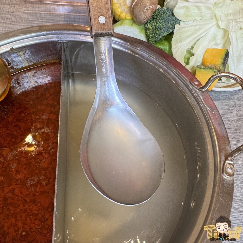 苗栗縣頭份市苗栗頭份不打羊。羊肉爐牛肉爐吃到飽! 全台最多最豐富百種食材吃到飽只要530元起! 當月壽星個人8折優惠! 90歲以上當月壽星個人免費招待! (菜單營業時間地址電話) - 跟著踢小米吃喝玩