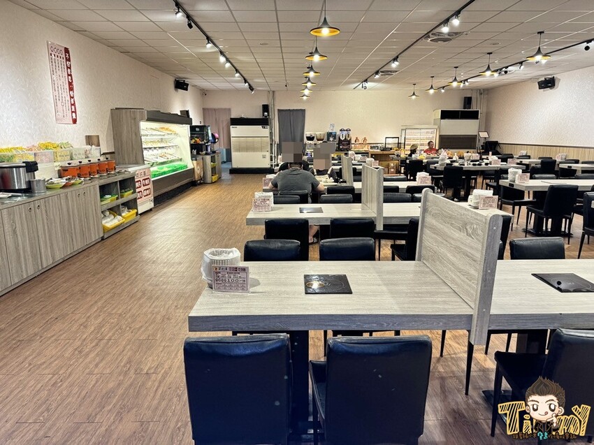 苗栗縣頭份市苗栗頭份不打羊。羊肉爐牛肉爐吃到飽! 全台最多最豐富百種食材吃到飽只要530元起! 當月壽星個人8折優惠! 90歲以上當月壽星個人免費招待! (菜單營業時間地址電話) - 跟著踢小米吃喝玩