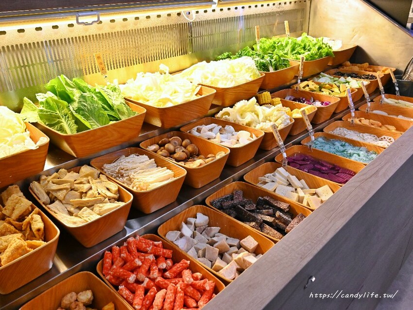 論石間鍋物|台中人氣鍋物最新分店在太平,320元起享蔬食自助吧吃到飽,還有超值雙人套餐 - 糖糖's 享食生活