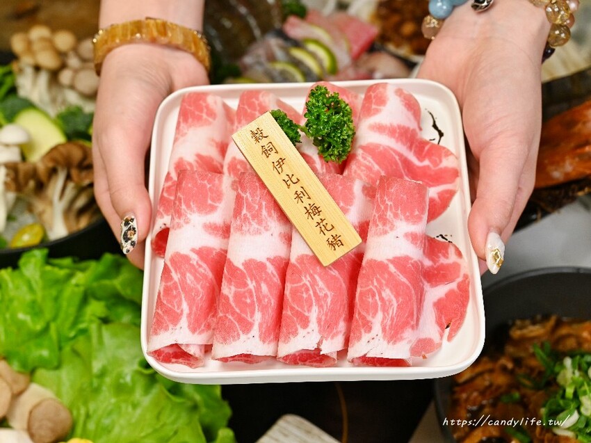 論石間鍋物|台中人氣鍋物最新分店在太平,320元起享蔬食自助吧吃到飽,還有超值雙人套餐 - 糖糖's 享食生活