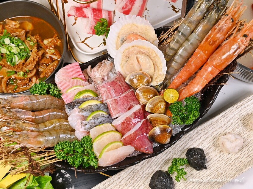 論石間鍋物|台中人氣鍋物最新分店在太平,320元起享蔬食自助吧吃到飽,還有超值雙人套餐 - 糖糖's 享食生活