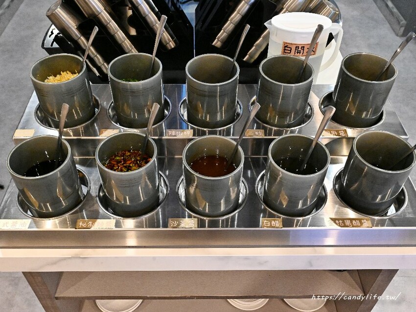 論石間鍋物|台中人氣鍋物最新分店在太平,320元起享蔬食自助吧吃到飽,還有超值雙人套餐 - 糖糖's 享食生活