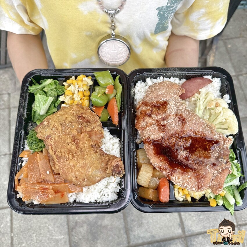 新竹市東區新竹林記手作便當 園區秘書訂外送便當的省錢救星！ 主菜加五個配菜統統95元！ 大雞腿大雞排都比臉大！ (菜單營業時間地址電話) - 跟著踢小米吃喝玩樂趣