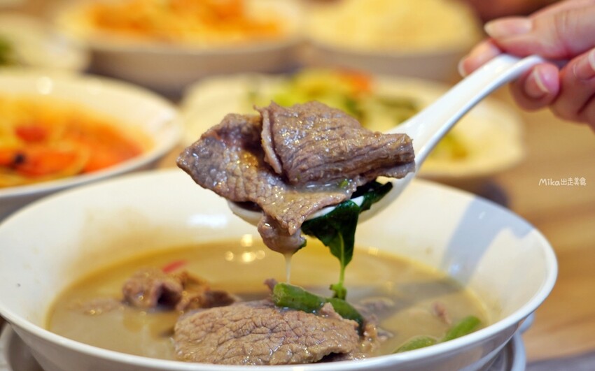 桃園超人氣熱炒店!平價88道菜任選「呷尬八八快炒」內用白飯吃到飽。