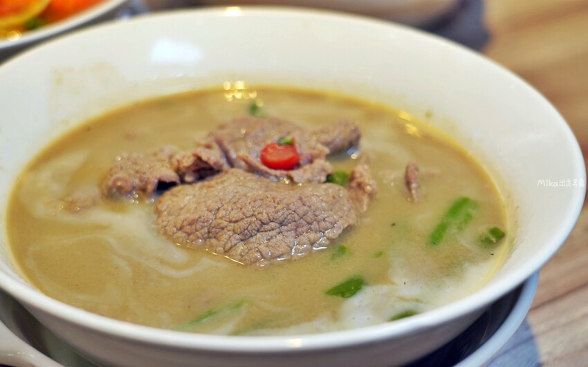 桃園超人氣熱炒店!平價88道菜任選「呷尬八八快炒」內用白飯吃到飽。