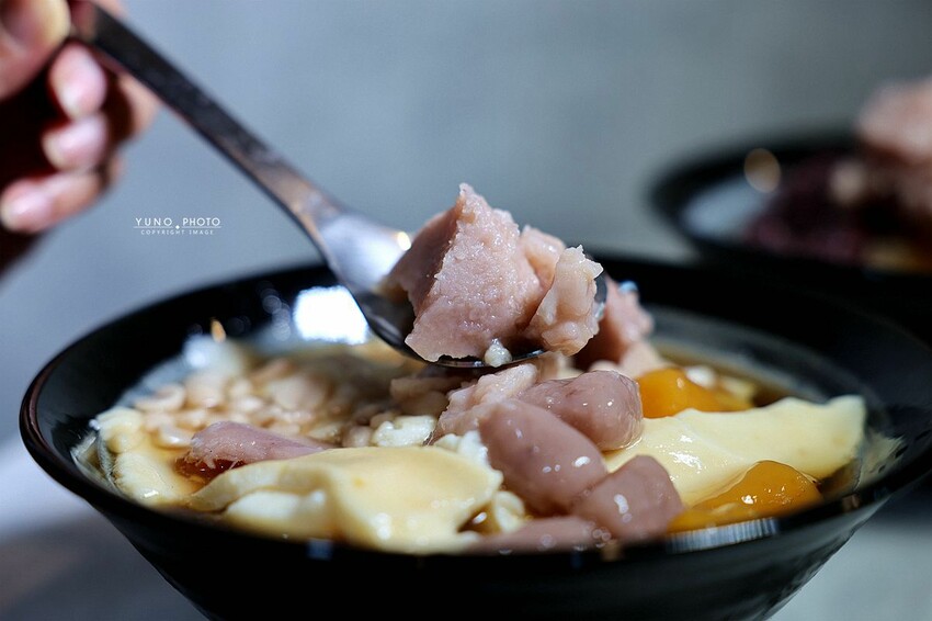 宜蘭縣羅東鎮芋頭控的天堂！香甜綿密 入口即化 一試成主顧 冰品/豆花/燒仙草/紅豆湯｜山越芋頭之家(羅東夜市)