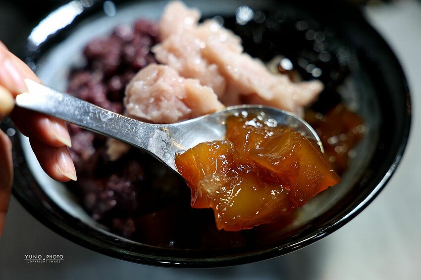 宜蘭縣羅東鎮芋頭控的天堂！香甜綿密 入口即化 一試成主顧 冰品/豆花/燒仙草/紅豆湯｜山越芋頭之家(羅東夜市)