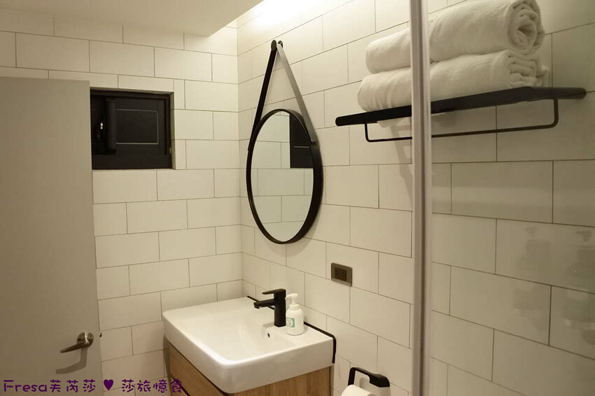 台南質感住宿推薦,漫旅今回英倫風超好拍,網美打卡必住。