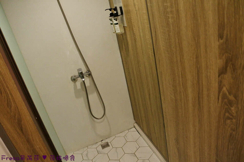 台中市西區台中美容【婧Spa仕女微旅】獨寵女生放鬆時光.微旅住宿＋水療ＳＰＡ＋岩盤浴│美人溫泉│養生燉品│勤美草悟道