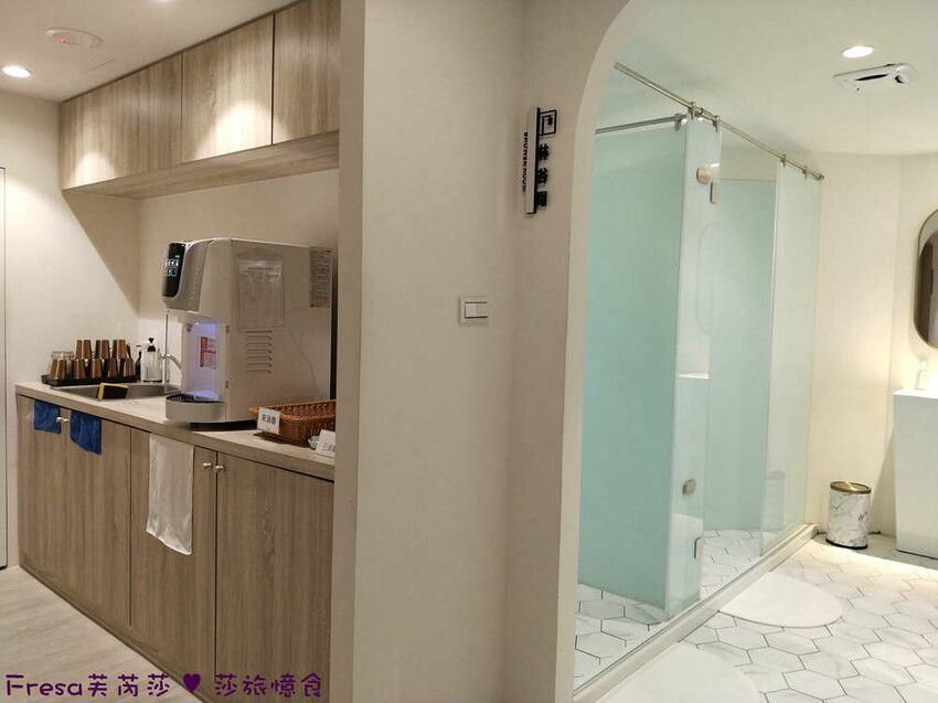 台中市西區台中美容【婧Spa仕女微旅】獨寵女生放鬆時光.微旅住宿＋水療ＳＰＡ＋岩盤浴│美人溫泉│養生燉品│勤美草悟道