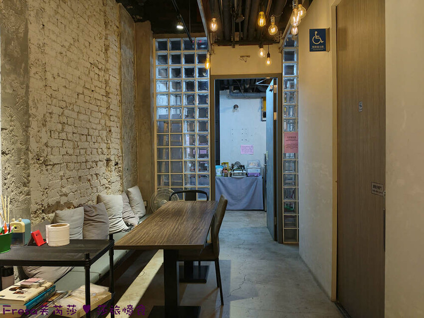 台北西門女生專屬青旅推薦，近捷運生活便利。