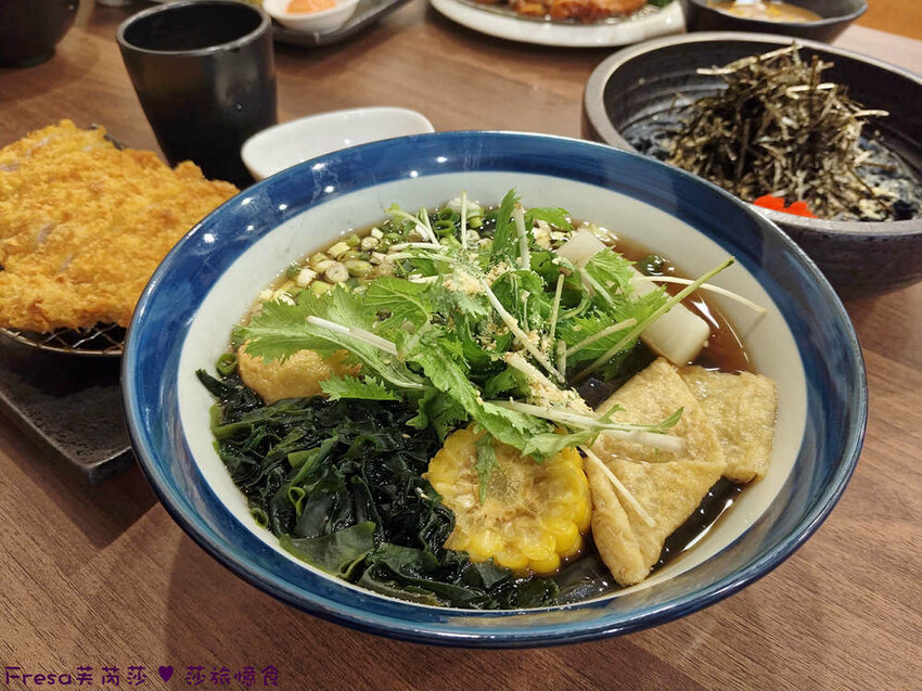 嘉義市東區嘉義拉麵【熊富手打烏龍麵館】檜意森活村附近餐廳.厚韻咖哩香!Q勁烏龍麵醇濃湯頭.還有素食烏龍麵│阿里山