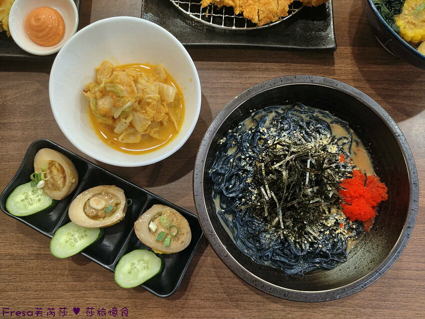 嘉義市東區嘉義拉麵【熊富手打烏龍麵館】檜意森活村附近餐廳.厚韻咖哩香!Q勁烏龍麵醇濃湯頭.還有素食烏龍麵│阿里山