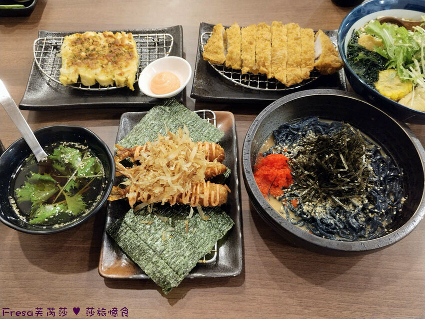 嘉義市東區嘉義拉麵【熊富手打烏龍麵館】檜意森活村附近餐廳.厚韻咖哩香!Q勁烏龍麵醇濃湯頭.還有素食烏龍麵│阿里山