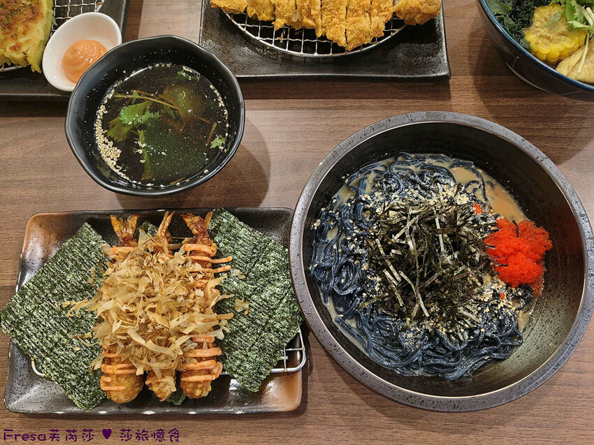 嘉義市東區嘉義拉麵【熊富手打烏龍麵館】檜意森活村附近餐廳.厚韻咖哩香!Q勁烏龍麵醇濃湯頭.還有素食烏龍麵│阿里山