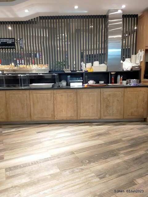 (新竹東區美食)「竹東邱記排骨酥麵-新竹店」(Crispy spareribs noodle store)Hsinchu city, Taiwan, Jun 3, 2023, SJKen