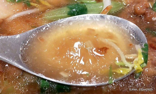 (新竹東區美食)「竹東邱記排骨酥麵-新竹店」(Crispy spareribs noodle store)Hsinchu city, Taiwan, Jun 3, 2023, SJKen