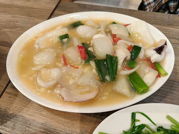 台北延三夜市正宗台式經典美食小吃推薦-東時鮮蚵-香氣爆棚用料