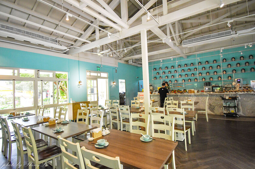 草山小鎮好吃港點,保留美軍宿舍的基地格局, 打造出美式鄉村屋+韓系文青風的氛圍