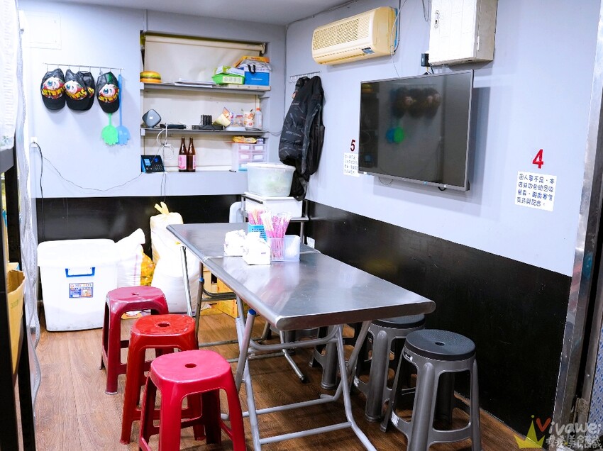 【南崁生炒羊肉】營業到凌晨三點的深夜美食！現炒的高CP值羊肉熱炒小吃～點炒麵＋燴飯共兩份可加購10元羊肉湯！