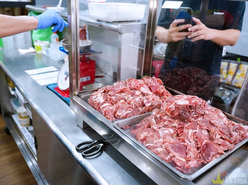 【南崁生炒羊肉】營業到凌晨三點的深夜美食！現炒的高CP值羊肉熱炒小吃～點炒麵＋燴飯共兩份可加購10元羊肉湯！