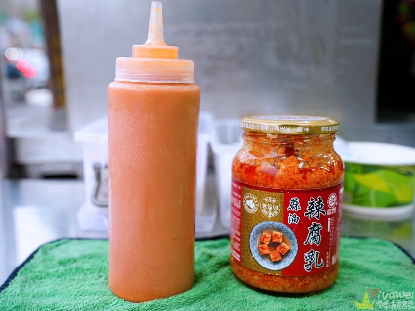 【南崁生炒羊肉】營業到凌晨三點的深夜美食！現炒的高CP值羊肉熱炒小吃～點炒麵＋燴飯共兩份可加購10元羊肉湯！