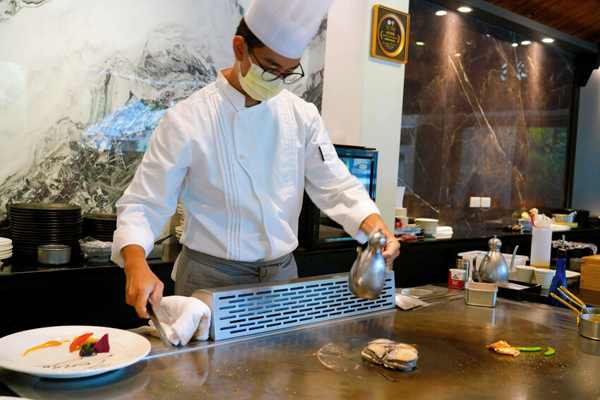 士林鐵板燒「潼鐵板燒至善店」，台北森林系鐵板燒，A5和牛搭配