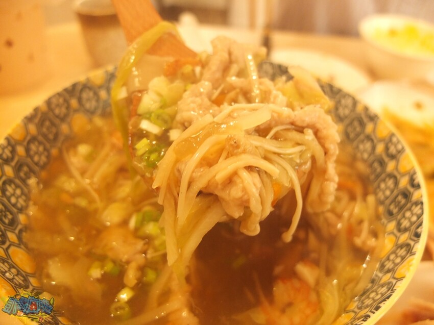 屏東縣屏東市屏東餐廳推薦【食典shidien】不預約吃不到！屏東最新無菜單私廚料理｜台式懷舊古早味菜色｜秘方醃料烤雞紅到外縣市｜超夯私廚餐盒美味無法擋｜屏東聚餐聚會新選擇