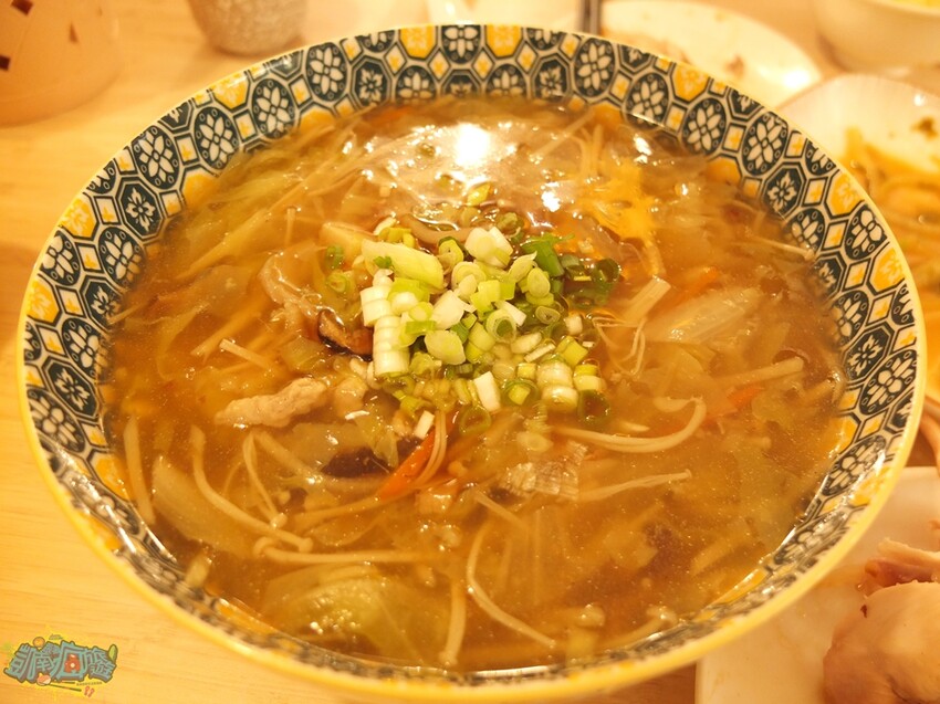 屏東縣屏東市屏東餐廳推薦【食典shidien】不預約吃不到！屏東最新無菜單私廚料理｜台式懷舊古早味菜色｜秘方醃料烤雞紅到外縣市｜超夯私廚餐盒美味無法擋｜屏東聚餐聚會新選擇