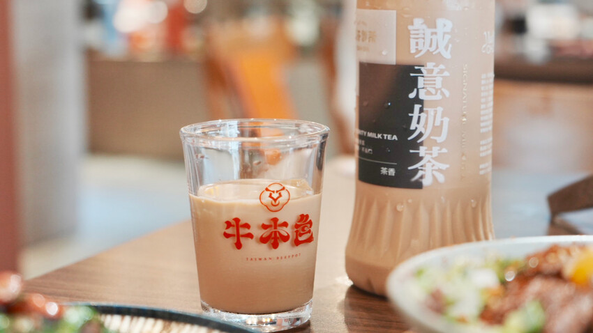 台北市大安區[台北美食] 牛本色溫體牛火鍋｜名字有「牛」免費吃肉！市民大道必吃火鍋推薦