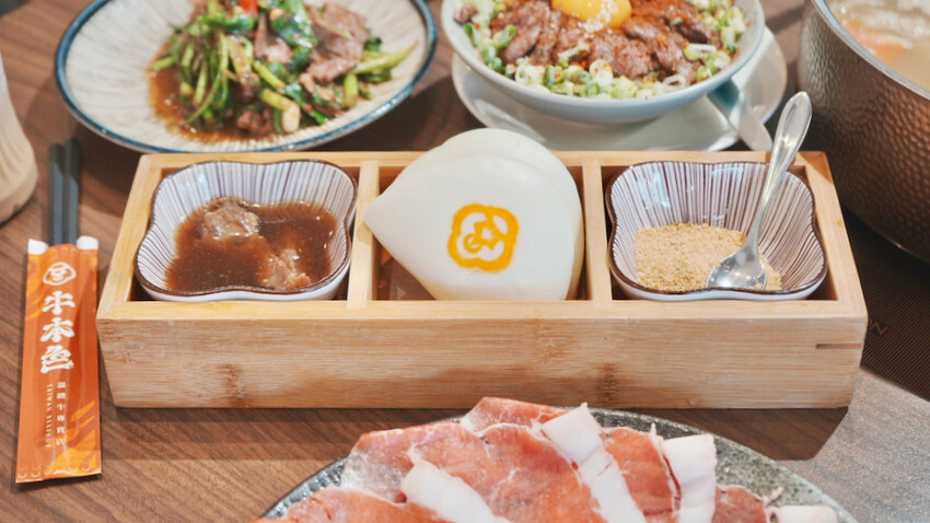 台北市大安區[台北美食] 牛本色溫體牛火鍋｜名字有「牛」免費吃肉！市民大道必吃火鍋推薦