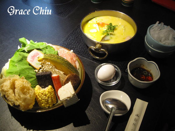 南瓜牛奶雞鍋 翰林茶館(台北微風車站店) 珍珠奶茶 泡沫紅茶 簡餐 火鍋