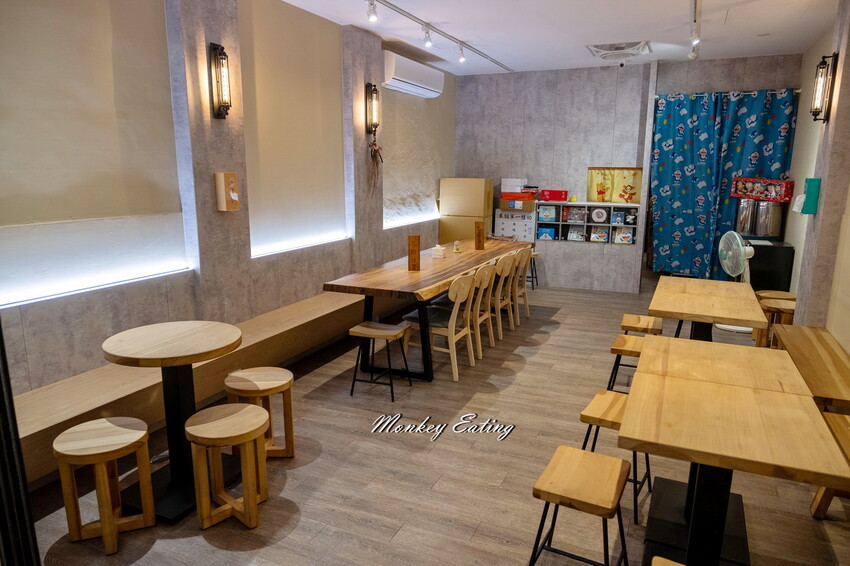 【彰化美食】老紀茶行│彰化復古風茶館，簡餐定食茶飲點心。彰化阿三肉圓對面 - 貪吃猴的幻想