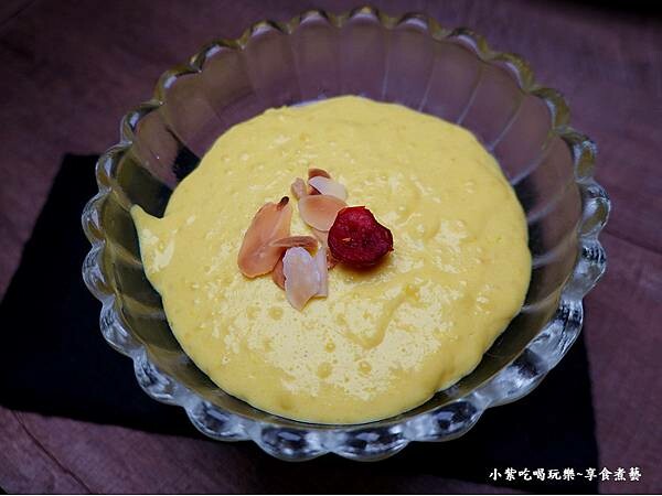 牛奶燉布丁-納達吉印度料理 (2).jpg