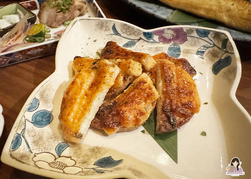 【大安區美食】酒桃Sake momo 附菜單食材新鮮,酒類豐 【大安區美食】酒桃Sake momo 附菜單食材新鮮,酒類豐