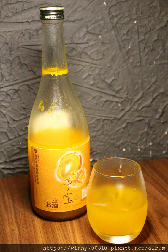 台北市大安區台北/大安【酒桃Sake momo】深海珠寶盒、海景茶碗蒸、脆皮燒肉是店內的招牌必點！以清酒為主的日式餐酒館，