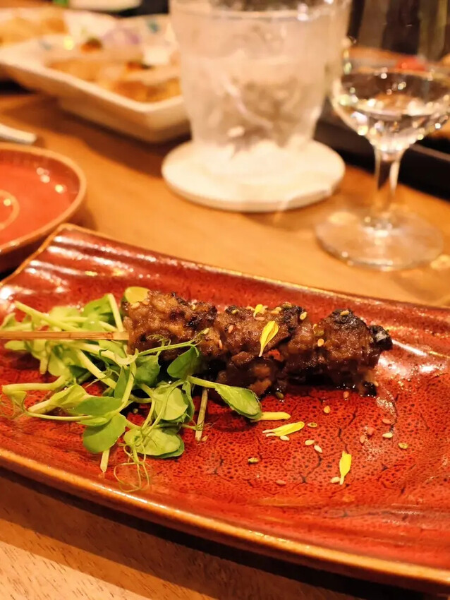 清酒饕客絕對不能錯過!酒桃Sake Momo讓你沉浸在日式微 清酒饕客絕對不能錯過!酒桃Sake Momo讓你沉浸在日式微