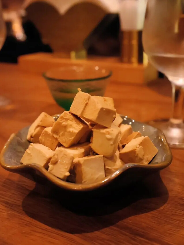 清酒饕客絕對不能錯過!酒桃Sake Momo讓你沉浸在日式微 清酒饕客絕對不能錯過!酒桃Sake Momo讓你沉浸在日式微