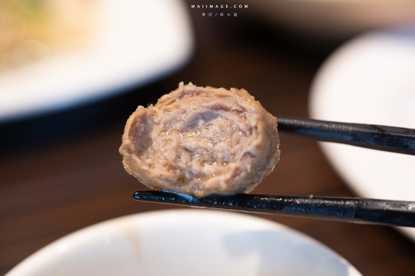 新北市新莊區新莊美食｜野牛殿溫體牛新莊旗艦店～新莊體育館前超人氣的溫體牛火鍋，不需要解釋的好味道（菜單）