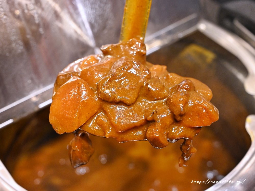 台中市南屯區台中新馬辣變身潮店啦！新馬辣公益店全新升級酒牆麻辣鍋，升級不加價！ - 糖糖's 享食生活