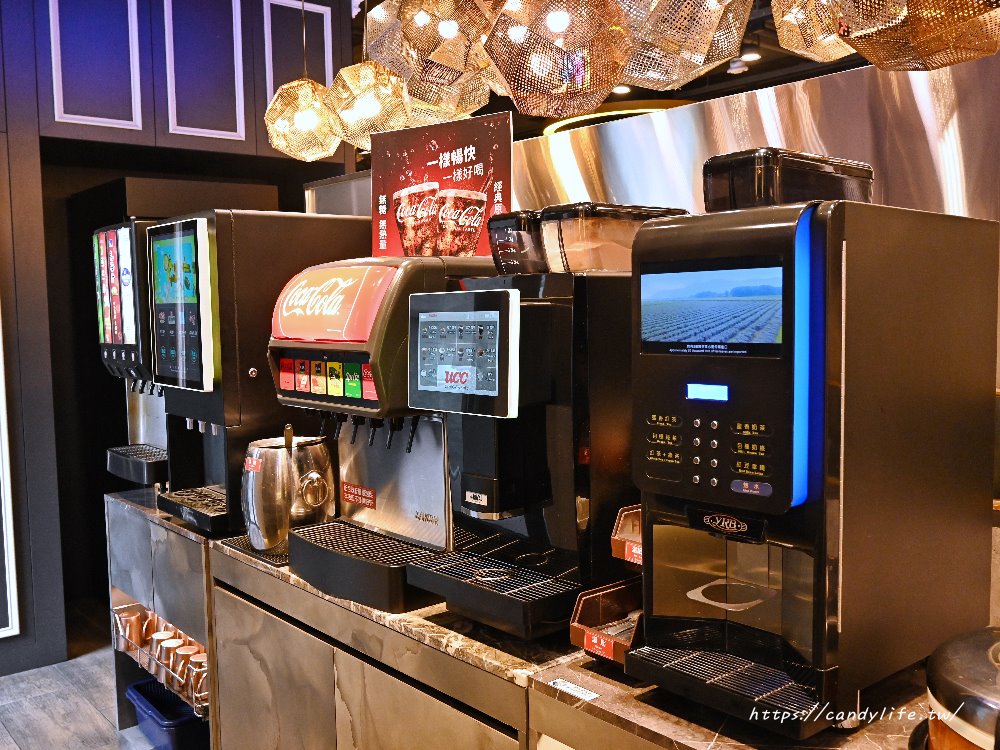 台中市南屯區台中新馬辣變身潮店啦！新馬辣公益店全新升級酒牆麻辣鍋，升級不加價！ - 糖糖's 享食生活