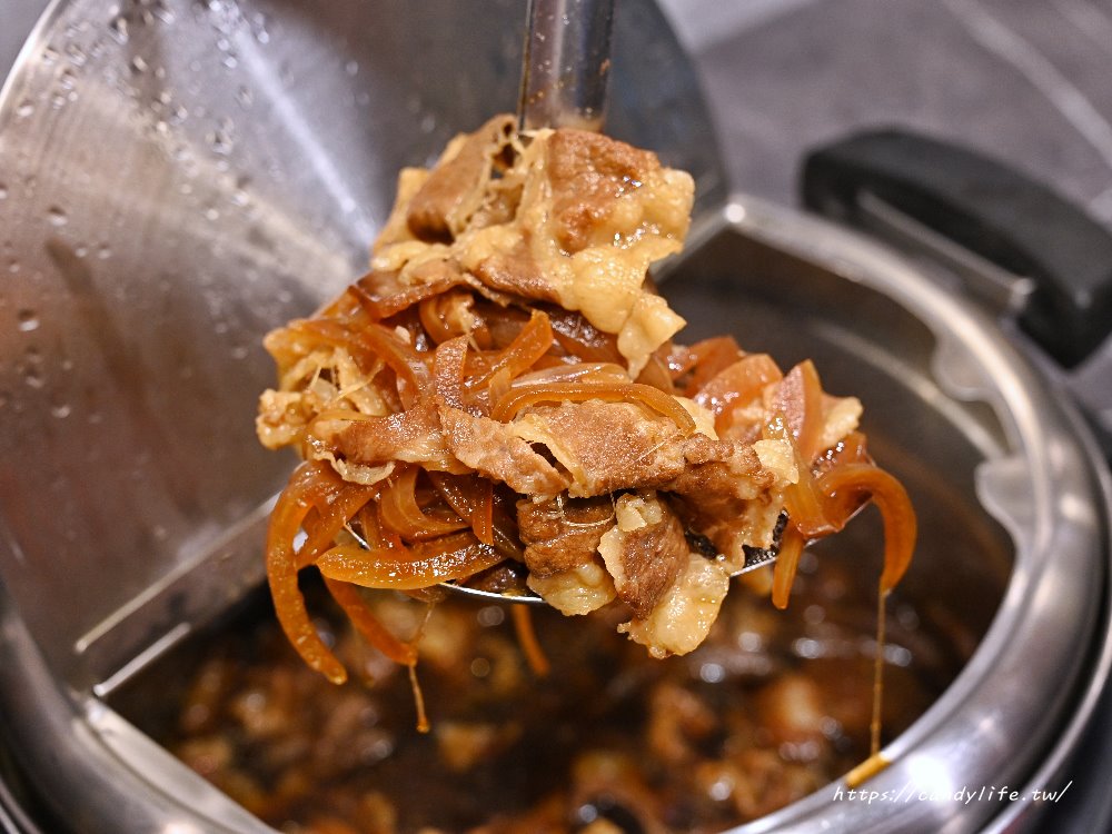 台中市南屯區台中新馬辣變身潮店啦！新馬辣公益店全新升級酒牆麻辣鍋，升級不加價！ - 糖糖's 享食生活