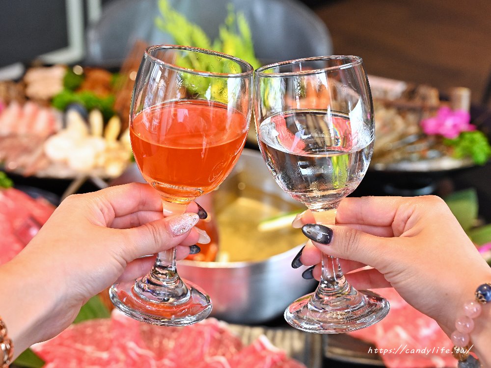 台中市南屯區台中新馬辣變身潮店啦！新馬辣公益店全新升級酒牆麻辣鍋，升級不加價！ - 糖糖's 享食生活