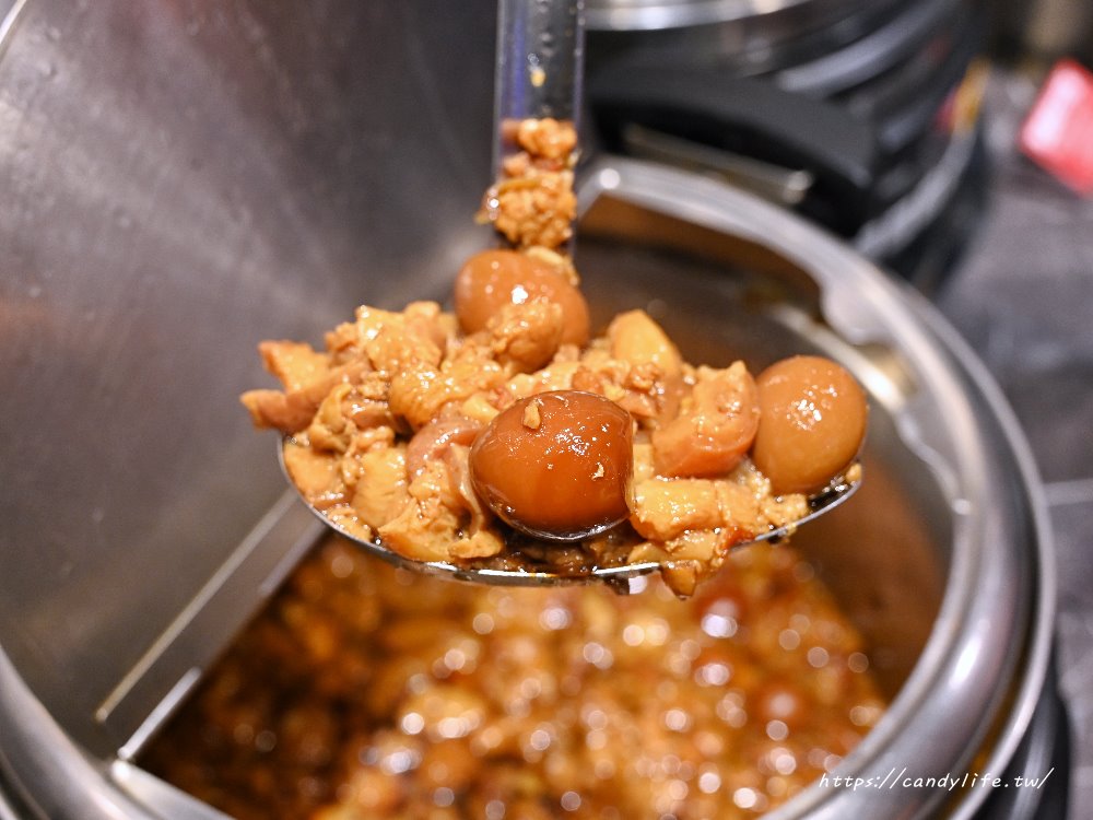 台中市南屯區台中新馬辣變身潮店啦！新馬辣公益店全新升級酒牆麻辣鍋，升級不加價！ - 糖糖's 享食生活