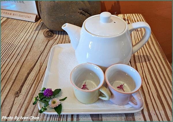 《桃園龍潭美食》龍潭石門一日遊路過的美食/美味薄皮柴燒披薩 《桃園龍潭美食》龍潭石門一日遊路過的美食/美味薄皮柴燒披薩