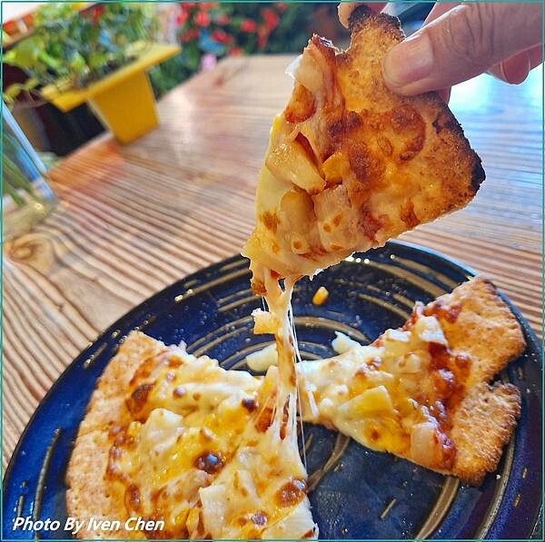 《桃園龍潭美食》龍潭石門一日遊路過的美食/美味薄皮柴燒披薩 《桃園龍潭美食》龍潭石門一日遊路過的美食/美味薄皮柴燒披薩