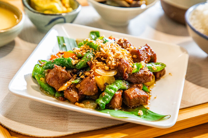 桃園龍潭隱藏版客家菜!稻吃甘鷓必點東坡肉,只有內行人才知道的客家菜。