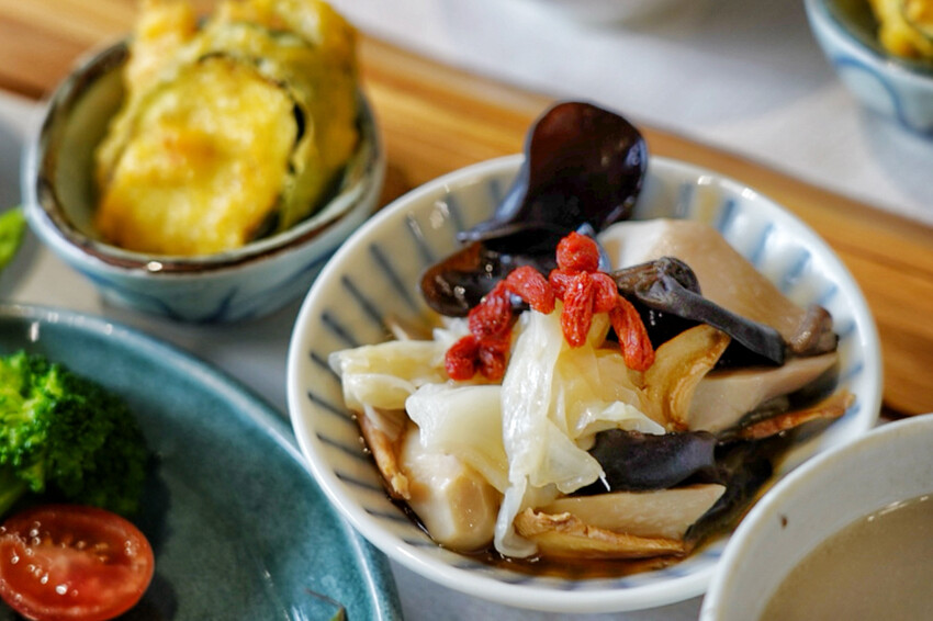 親子友善餐廳!好多客家功夫菜!內用不收服務費~