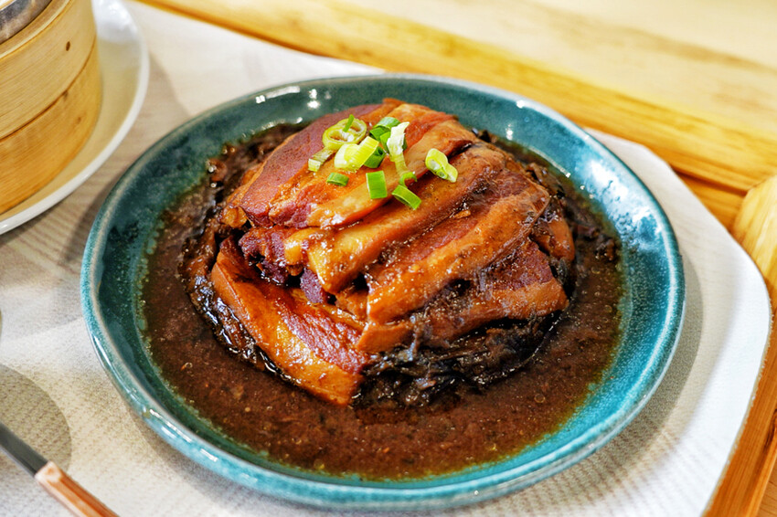 親子友善餐廳!好多客家功夫菜!內用不收服務費~