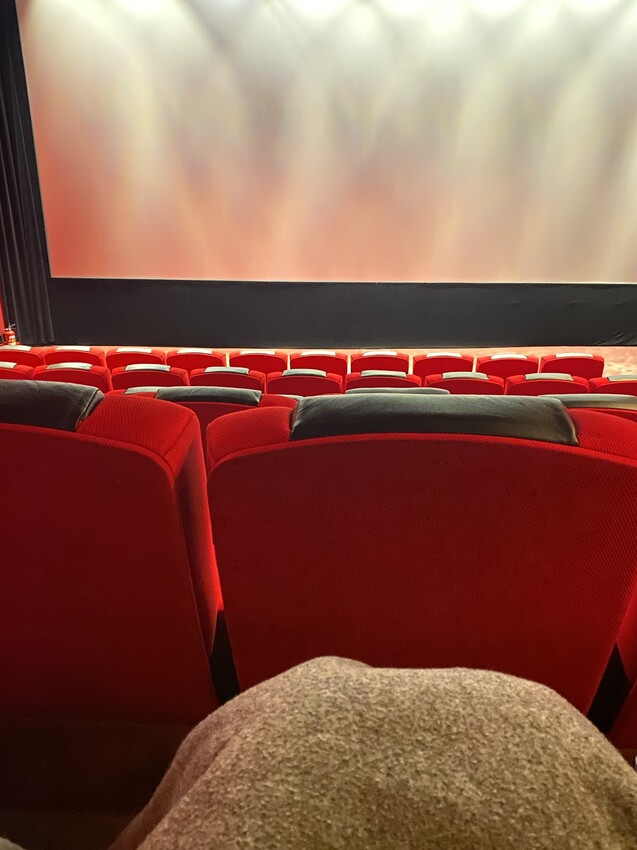 #我來開箱 🎬🍔 in89影城+飽滿廚房|電影控吃貨の完美行程攻略